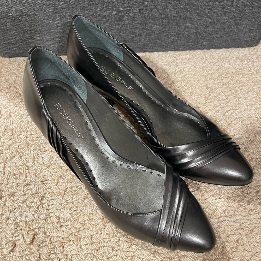 BcBG Girls Pumps!